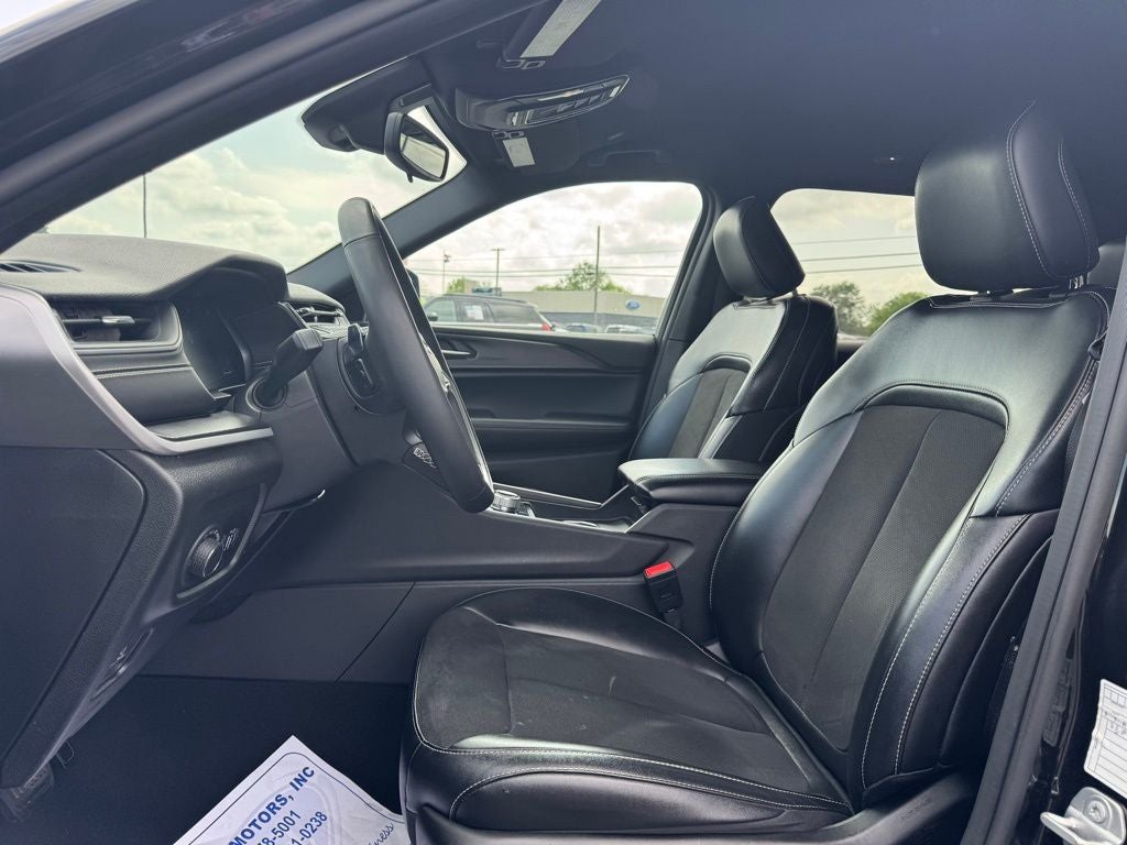 2024 Jeep Grand Cherokee L Altitude