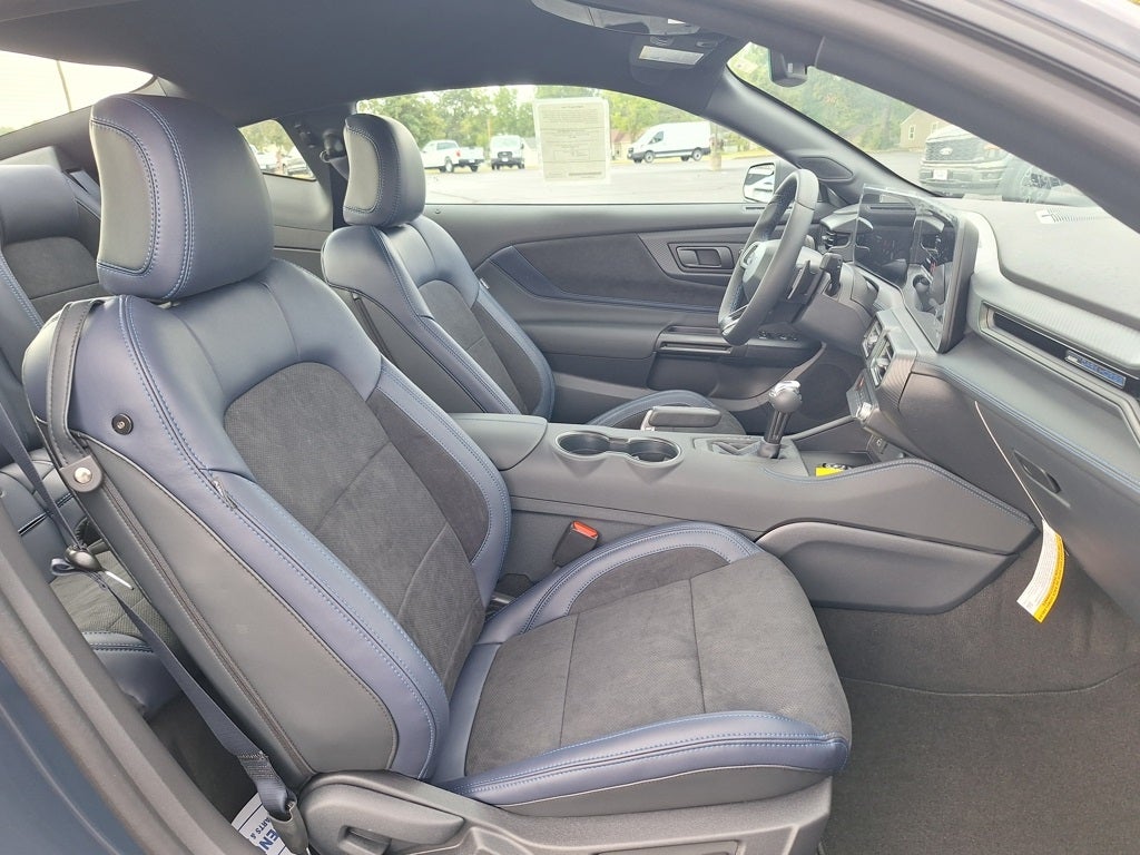 2025 Ford Mustang Dark Horse™ Premium