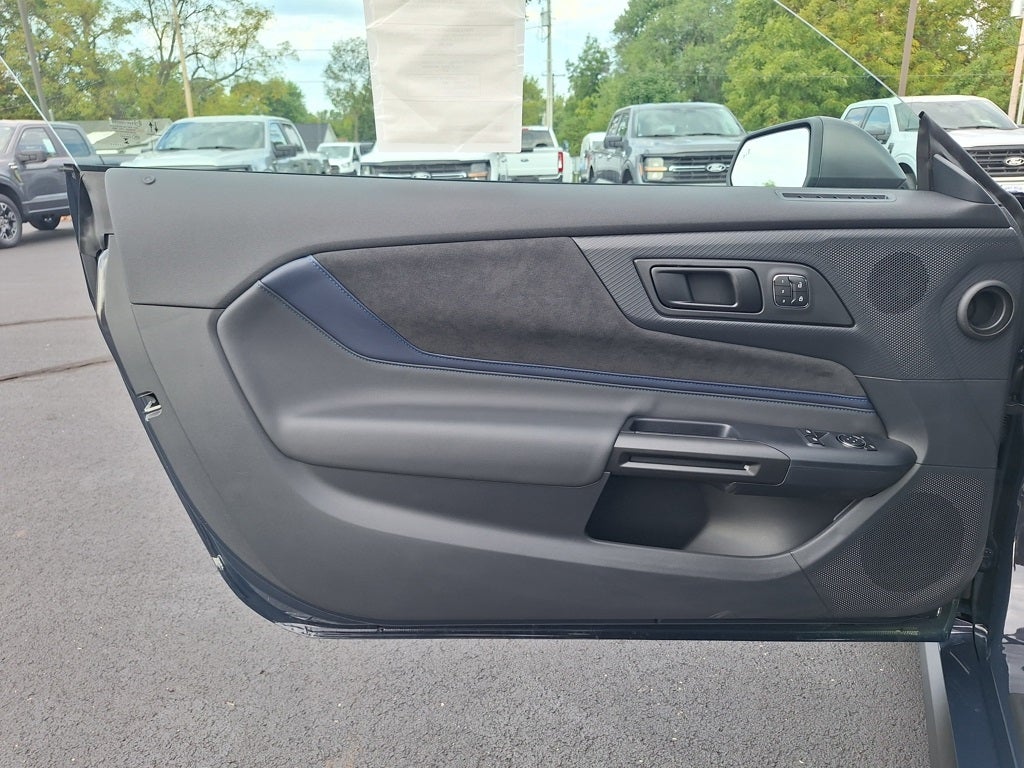 2025 Ford Mustang Dark Horse™ Premium