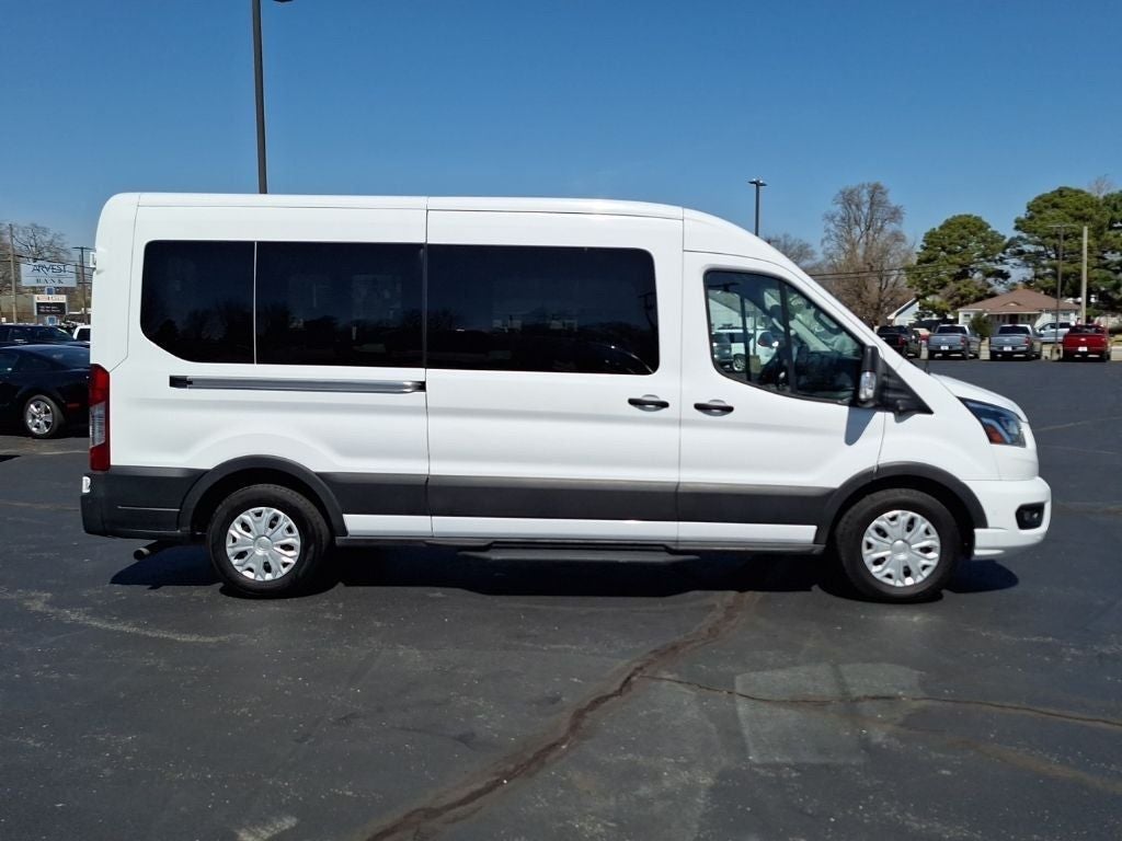 2023 Ford Transit-350 XLT 15 Passenger