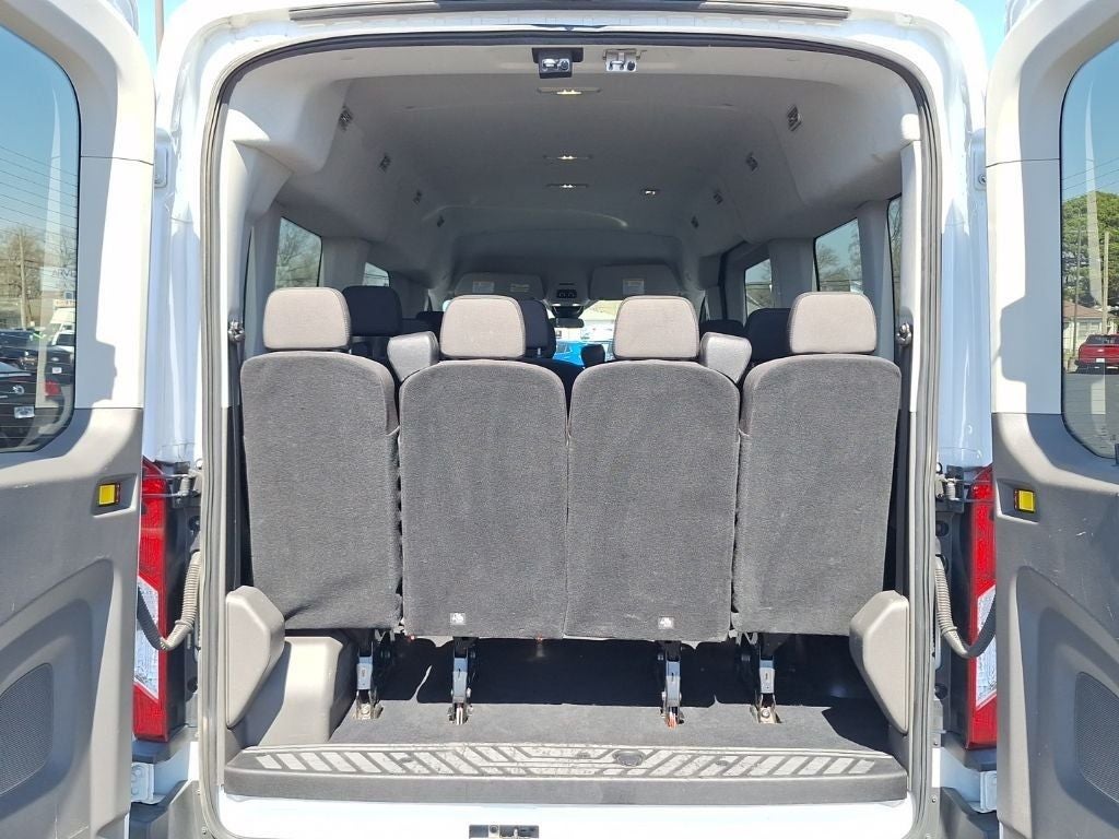 2023 Ford Transit-350 XLT 15 Passenger