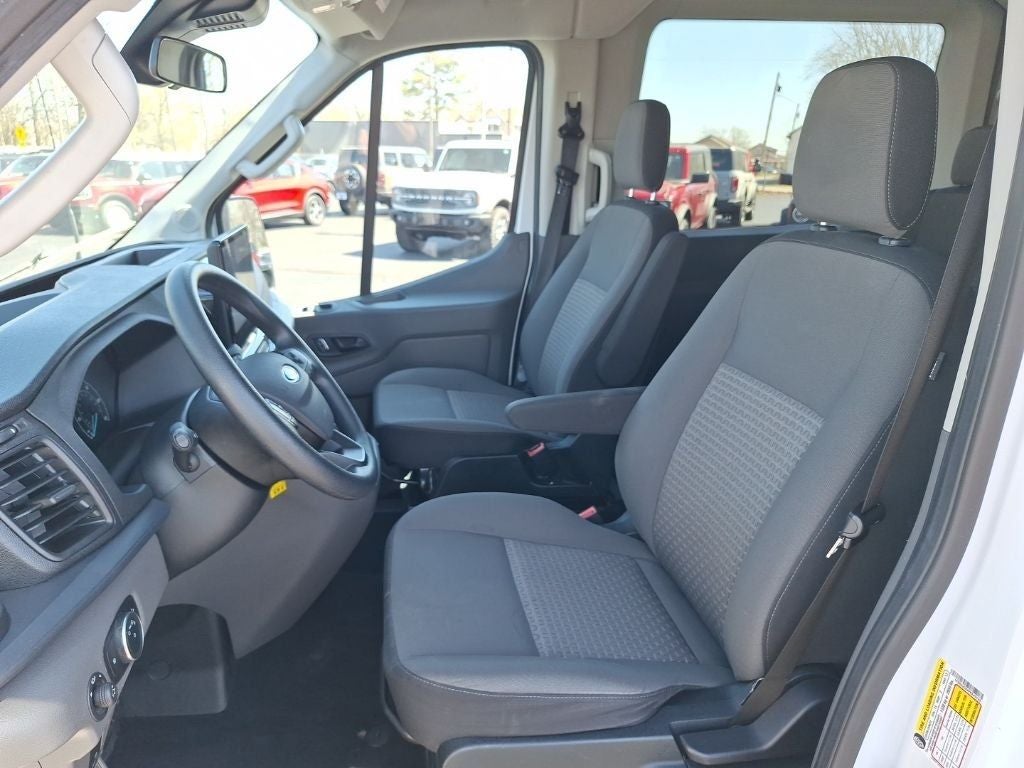 2023 Ford Transit-350 XLT 15 Passenger