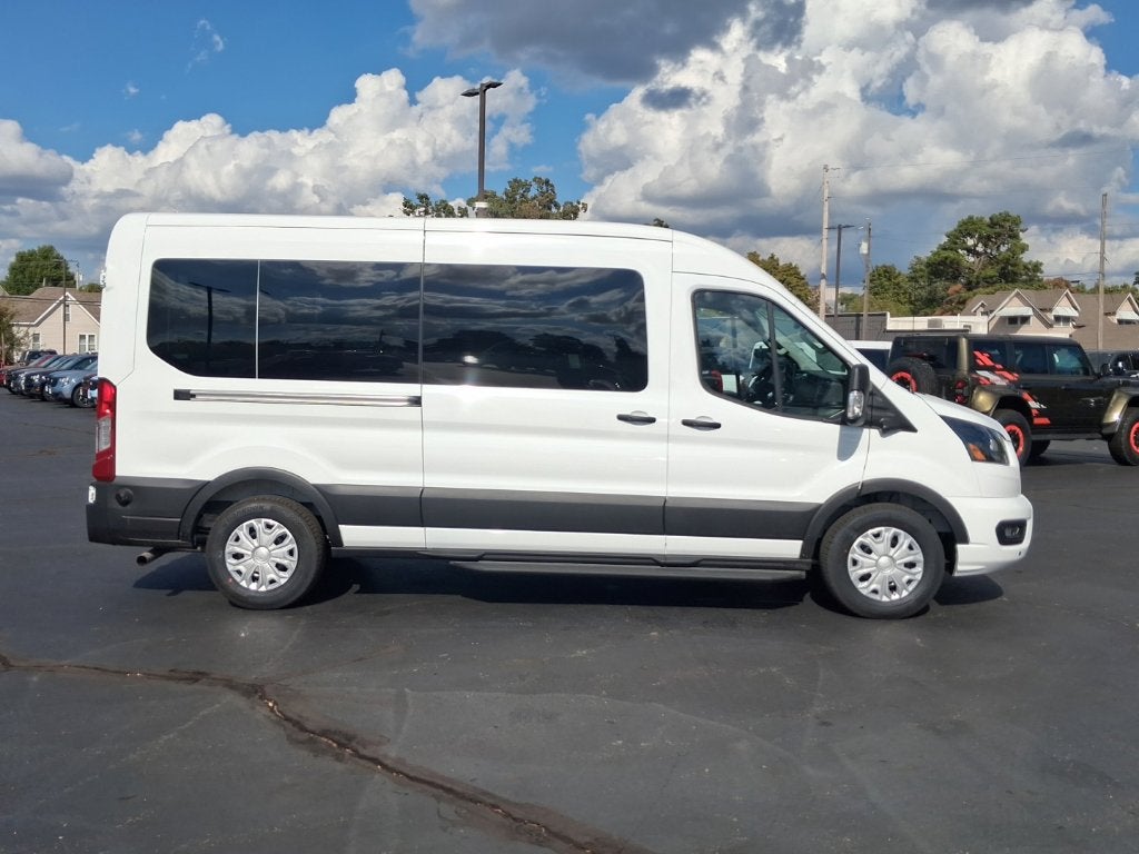 2027 Ford Transit-350 XLT