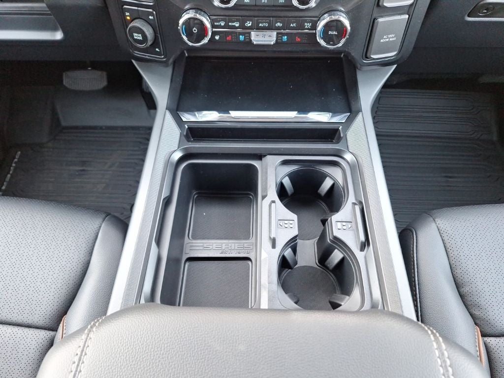 2026 Ford F-350SD Lariat DRW