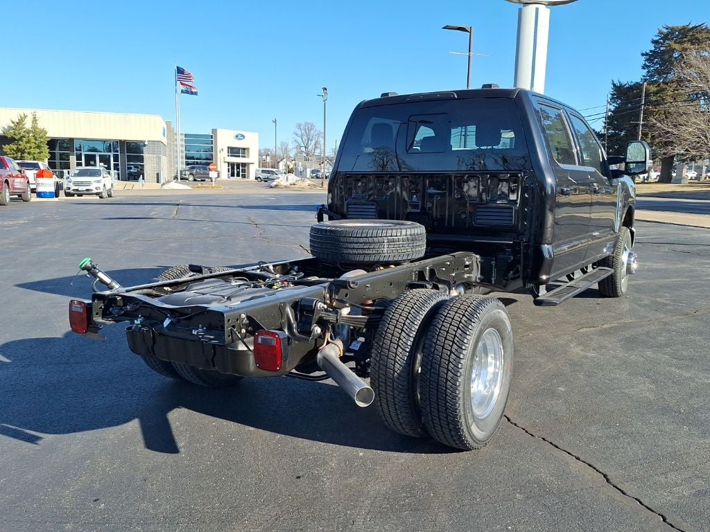 2026 Ford F-350SD Lariat DRW