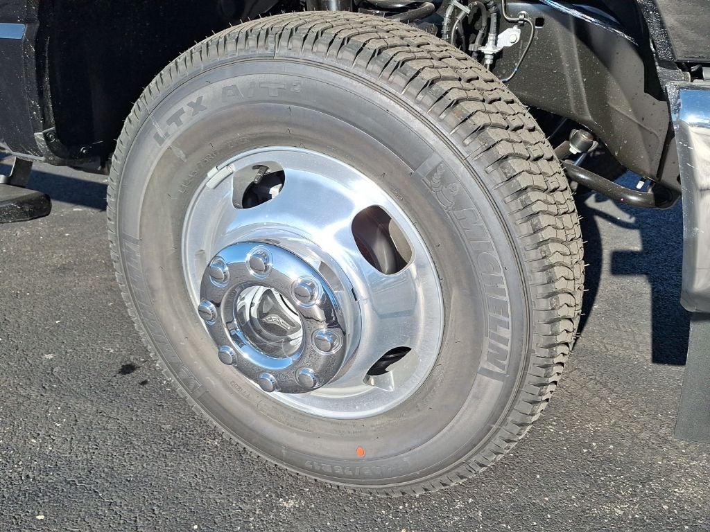 2026 Ford F-350SD Lariat DRW