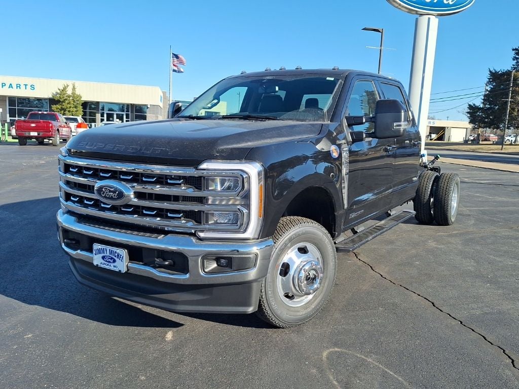 2026 Ford F-350SD Lariat DRW