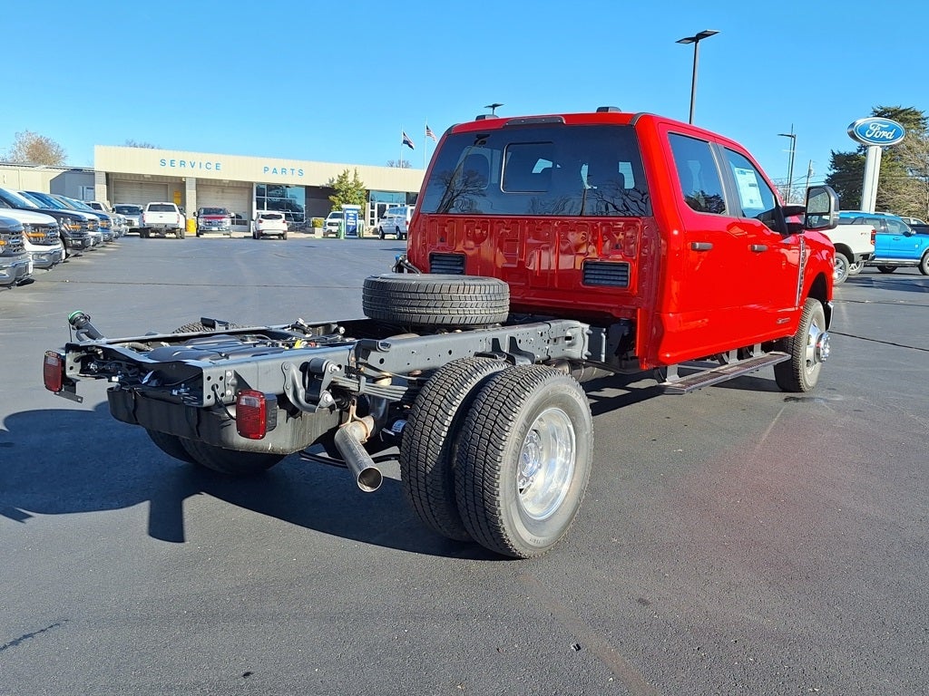 2026 Ford Chassis Cab F-350® XL