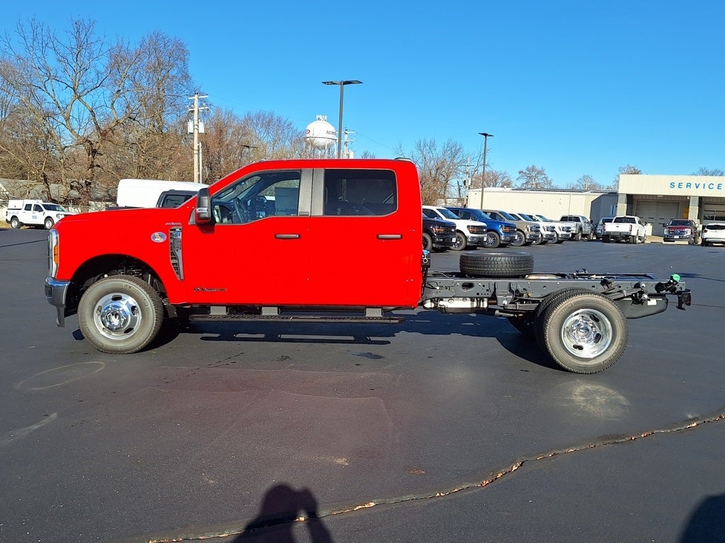 2026 Ford Chassis Cab F-350® XL