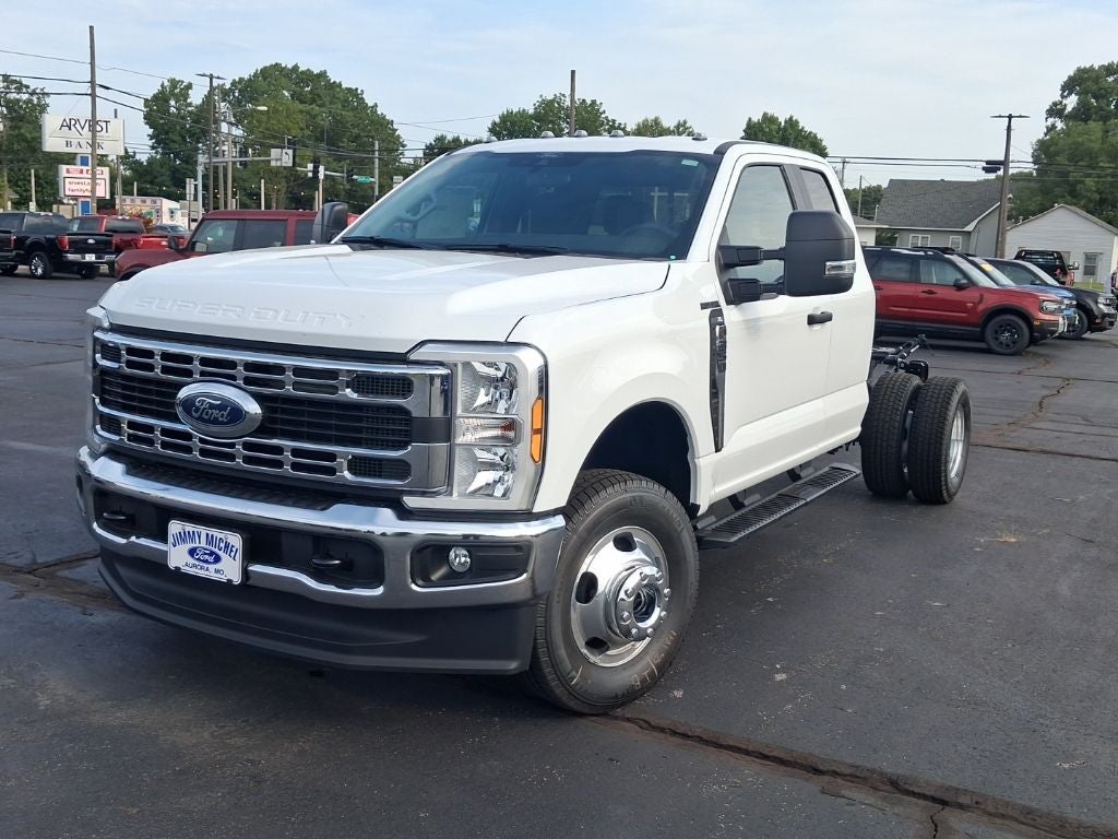 2026 Ford F-350SD XL DRW