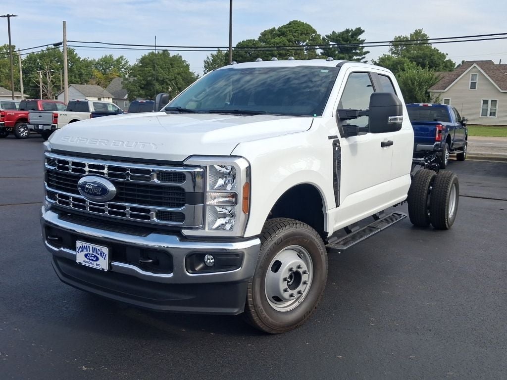 2026 Ford F-350SD XL DRW