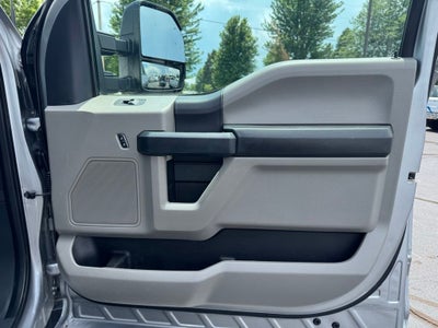 2022 Ford F-350SD XL DRW w/BALE BED