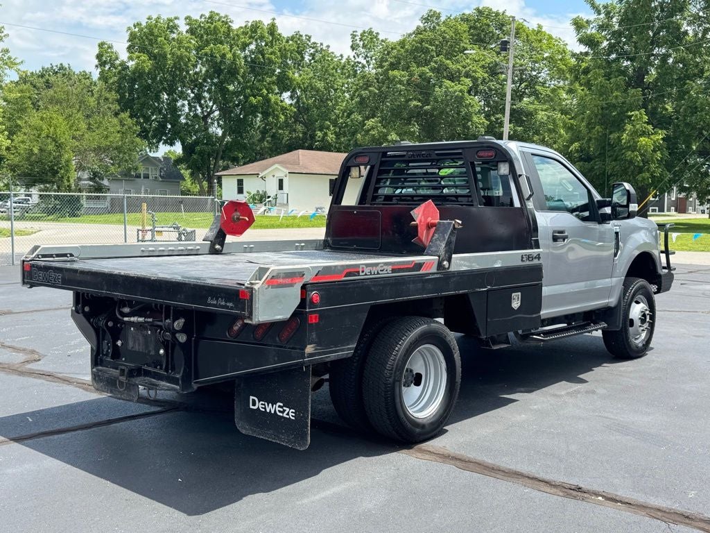 2022 Ford F-350SD XL DRW w/BALE BED