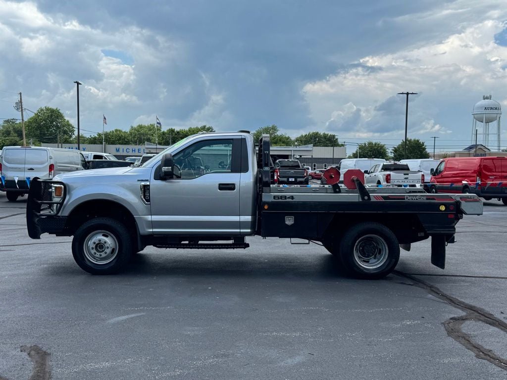 2022 Ford F-350SD XL DRW w/BALE BED