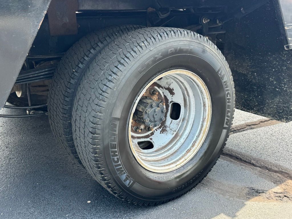 2022 Ford F-350SD XL DRW w/BALE BED