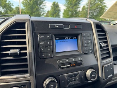 2022 Ford F-350SD XL DRW w/BALE BED