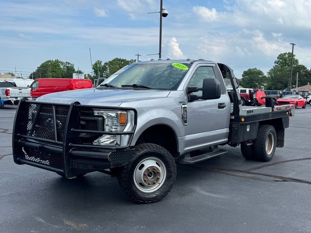 2022 Ford F-350SD XL DRW w/BALE BED