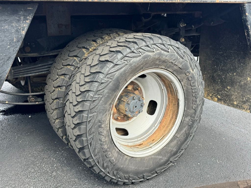 2022 Ford F-350SD XL DRW w/BALE BED