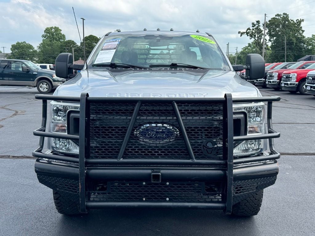 2022 Ford F-350SD XL DRW w/BALE BED