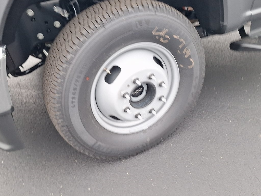 2025 Ford Chassis Cab F-350® XL