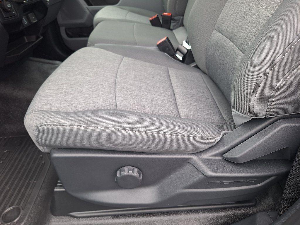 2025 Ford Chassis Cab F-350® XL