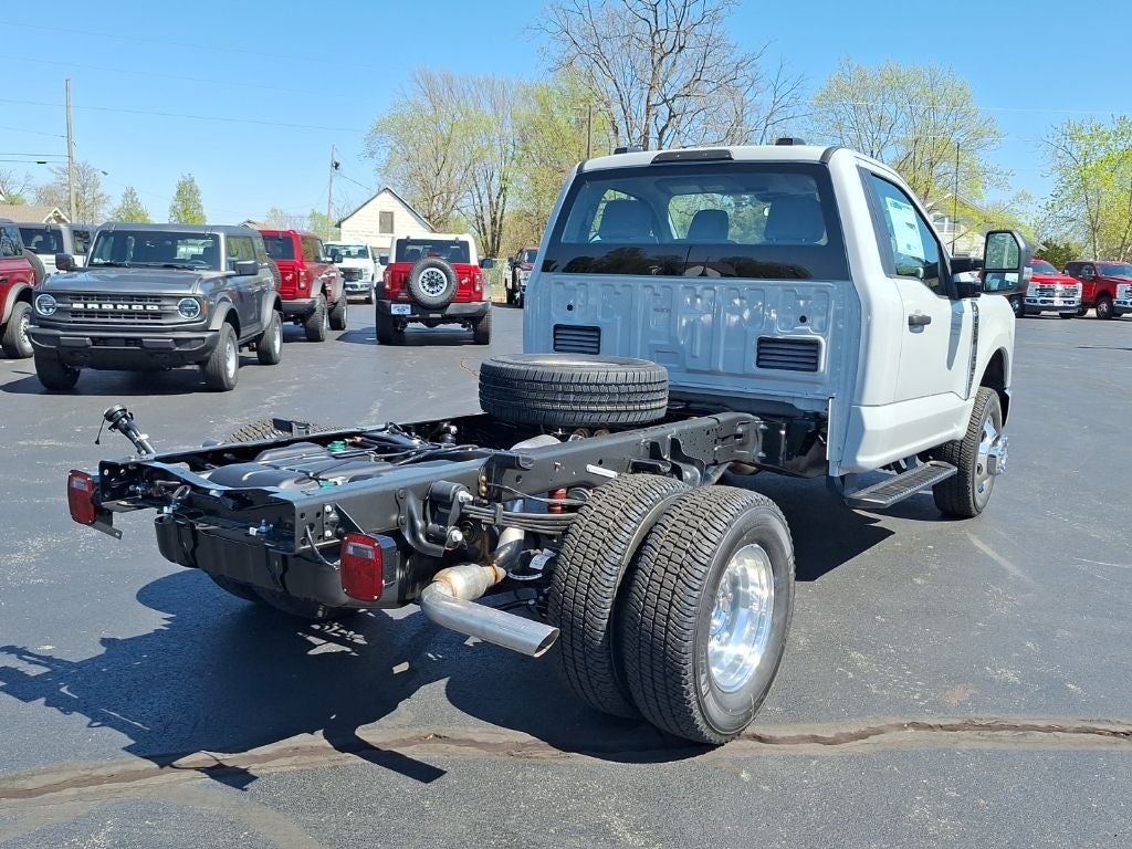 2026 Ford F-350SD XL DRW
