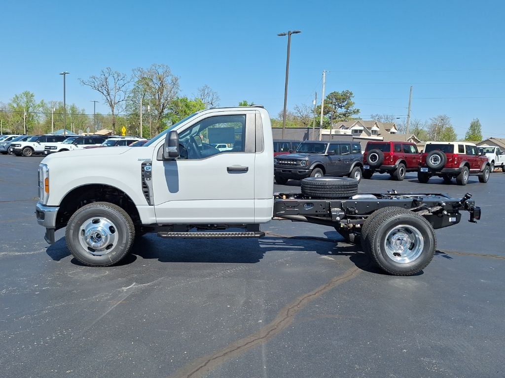 2026 Ford F-350SD XL DRW