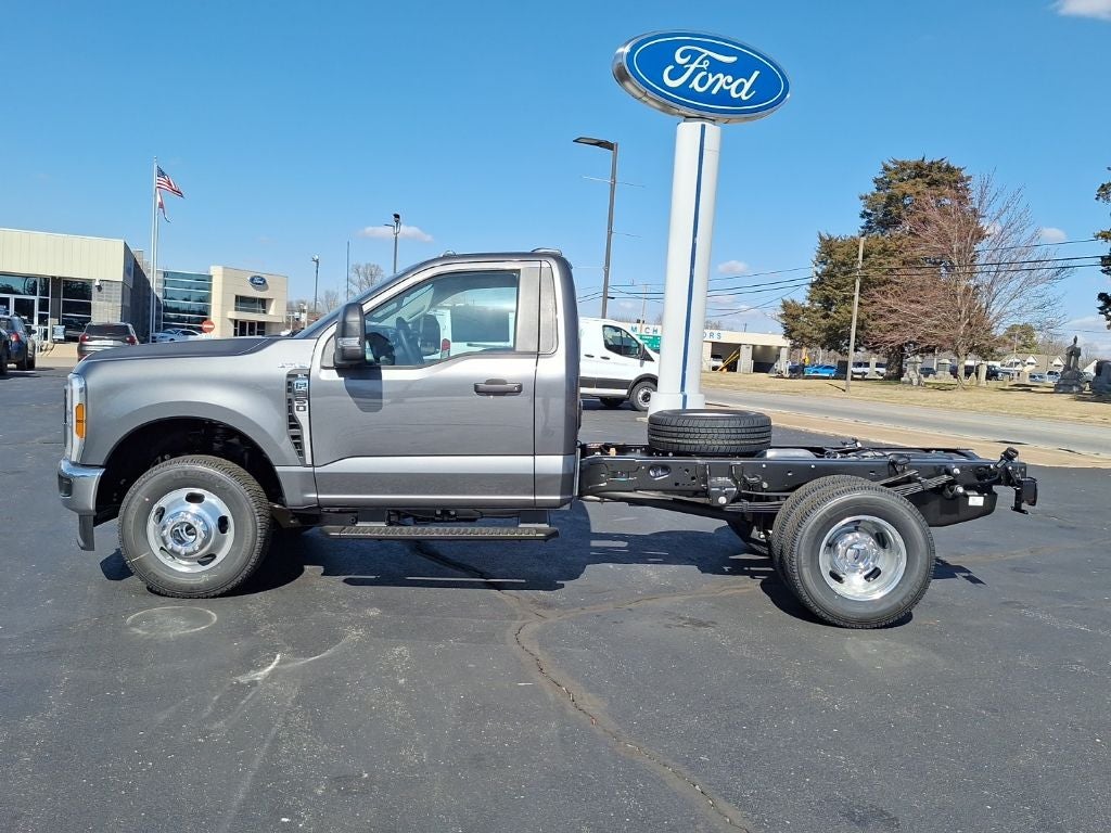 2026 Ford F-350SD XL DRW