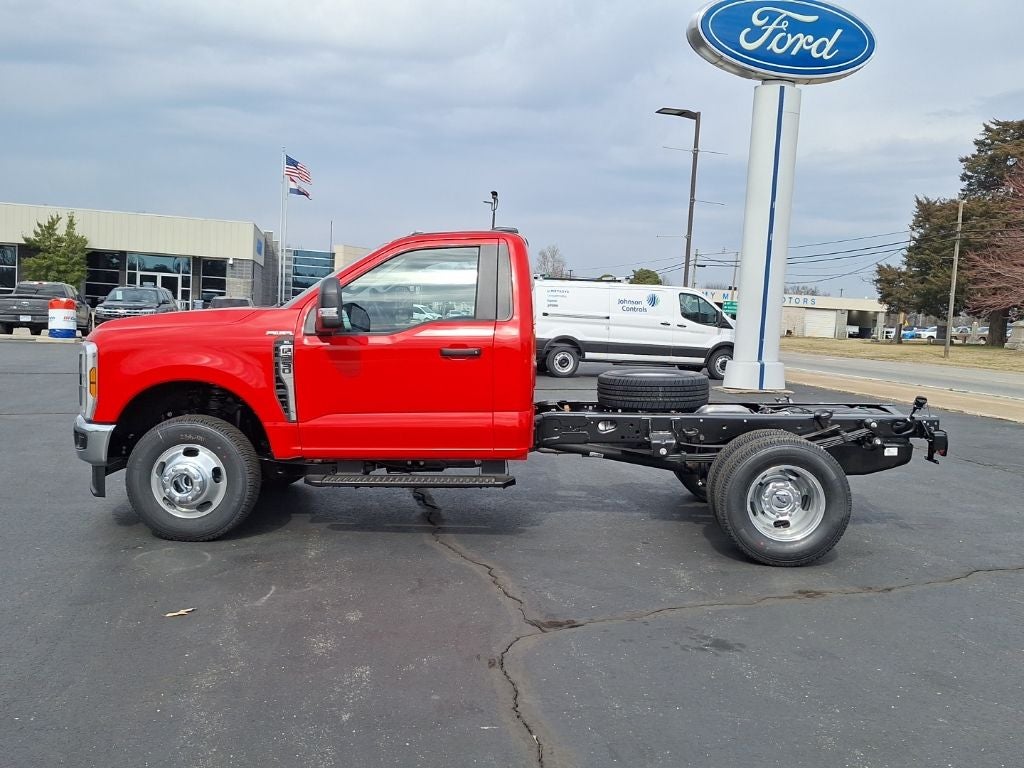2026 Ford F-350SD XL DRW