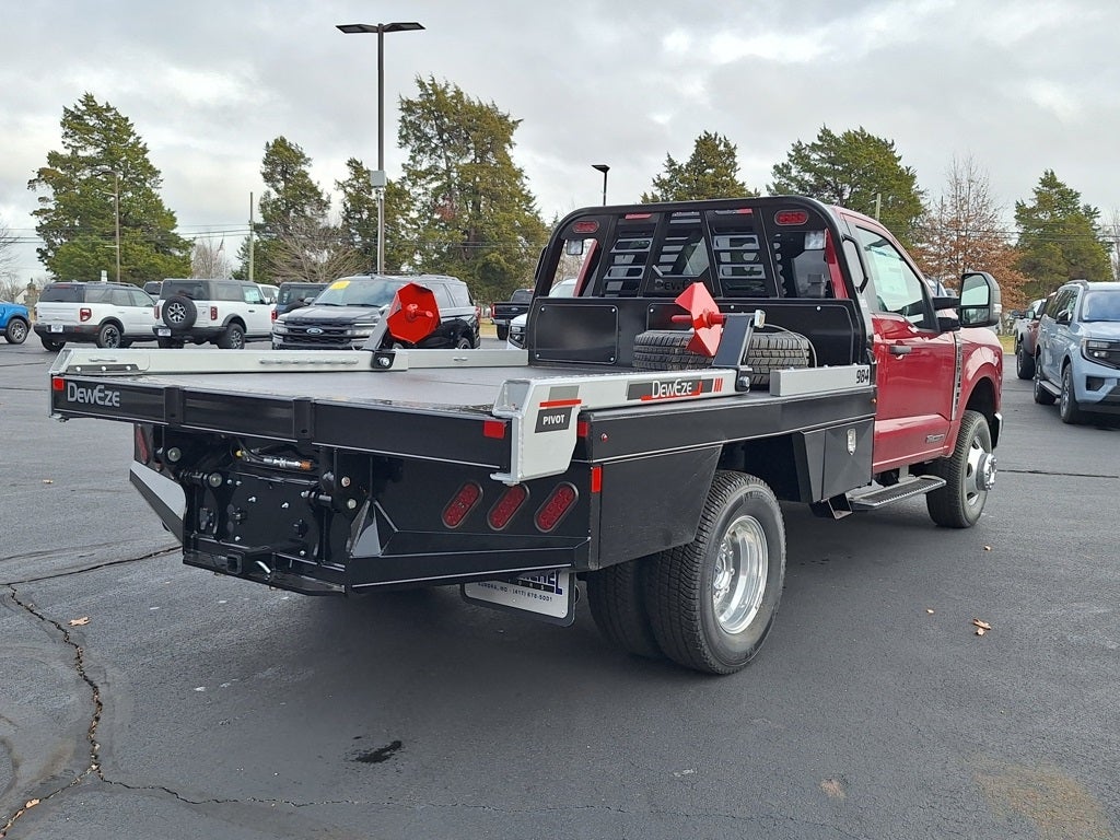 2026 Ford Chassis Cab F-350® XLT