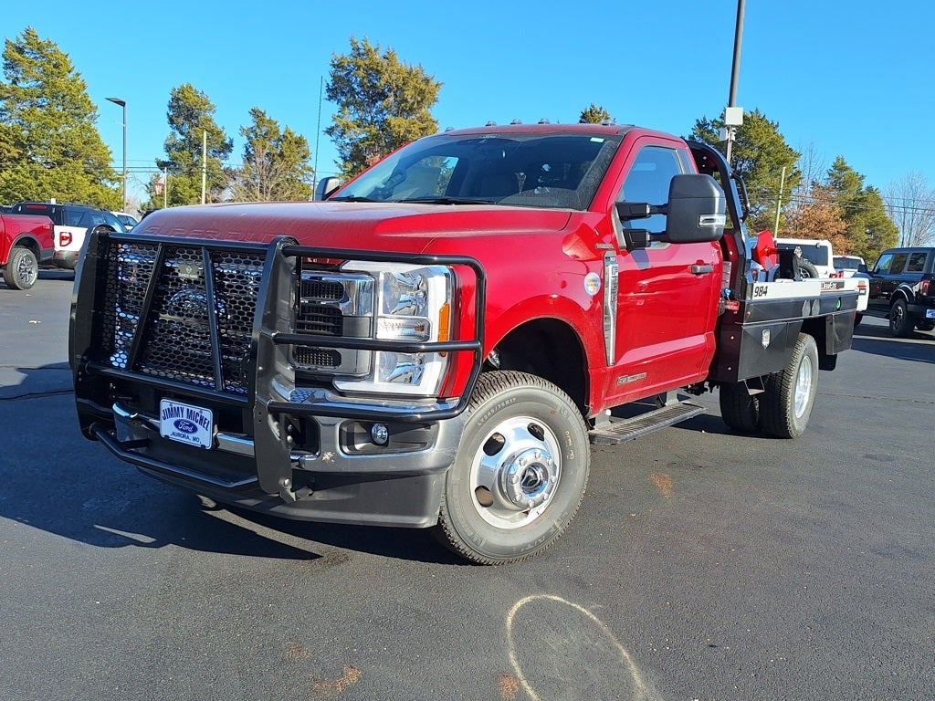2026 Ford Chassis Cab F-350® XLT