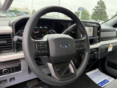 2026 Ford Chassis Cab F-350® XLT