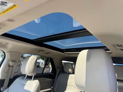 2023 Ford Explorer Platinum
