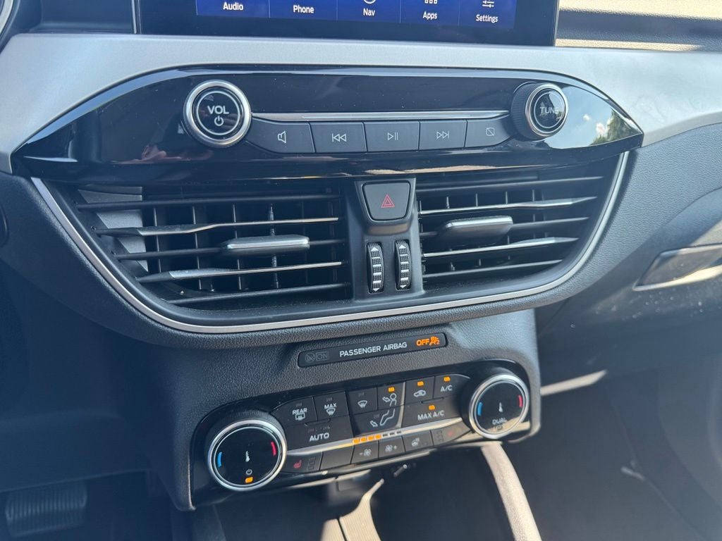 2022 Ford Escape Hybrid SE