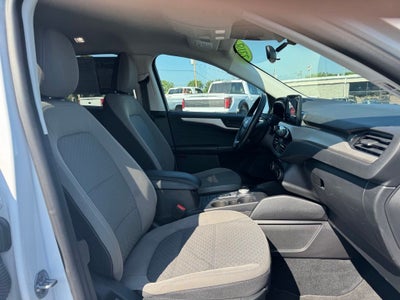 2022 Ford Escape Hybrid SE