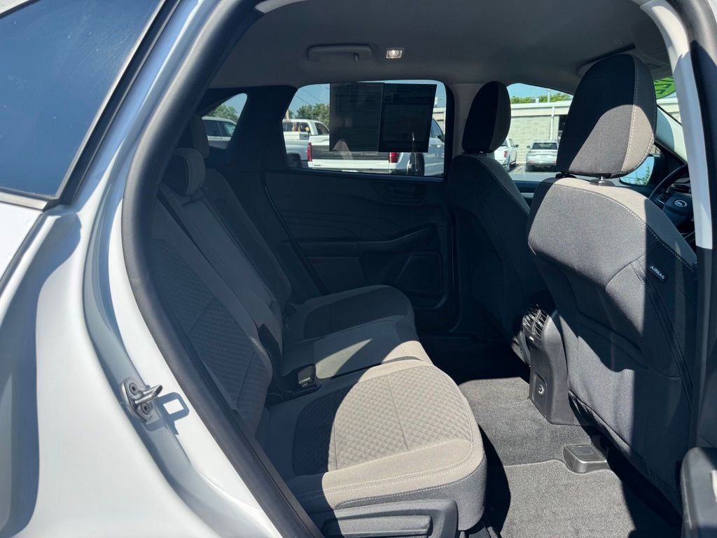 2022 Ford Escape Hybrid SE