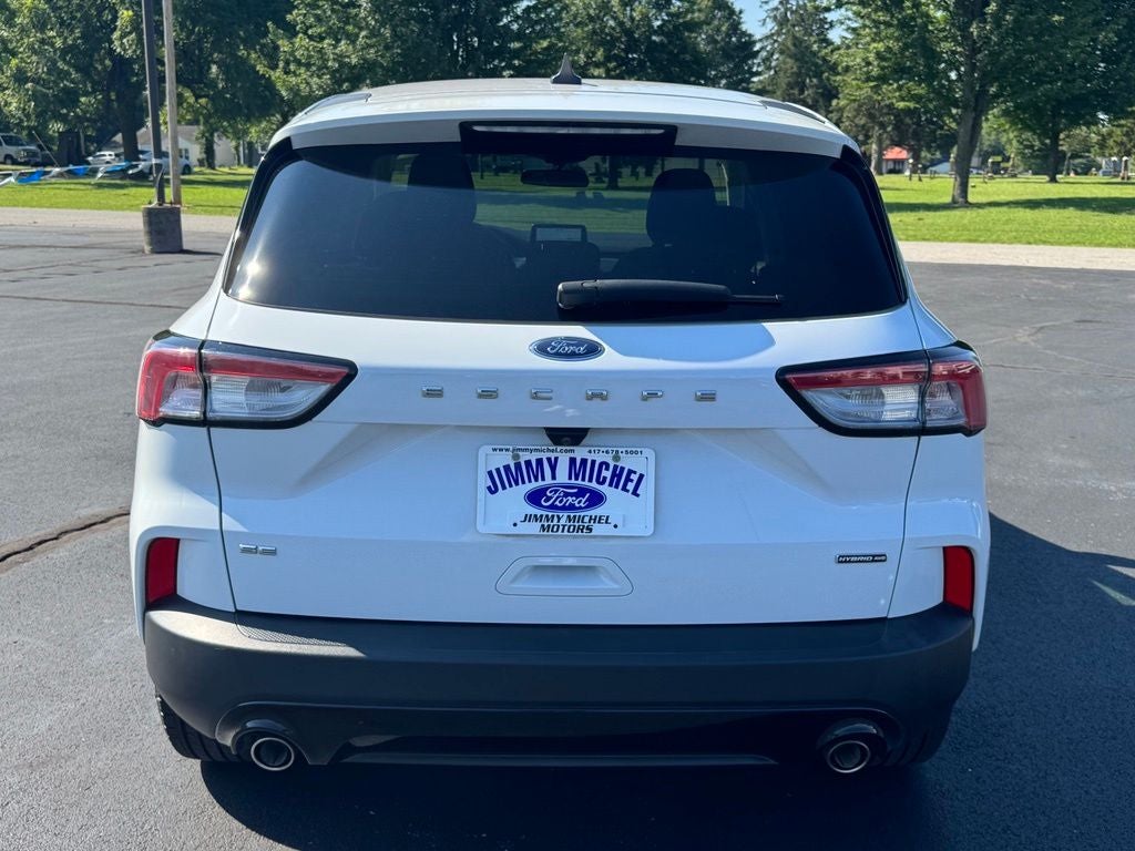 2022 Ford Escape Hybrid SE