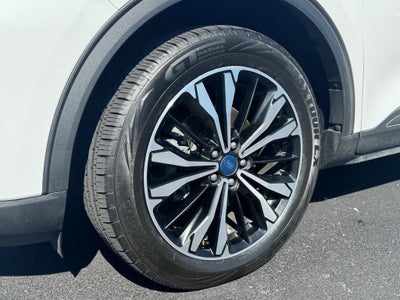 2022 Ford Escape Hybrid SE