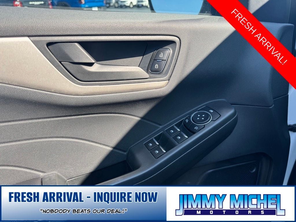 2022 Ford Escape Hybrid SE