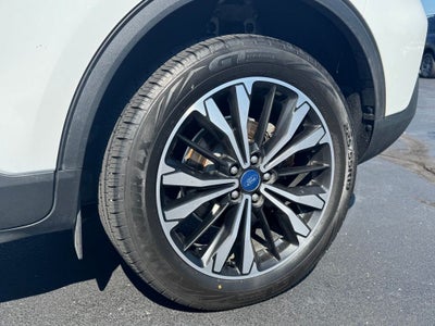 2022 Ford Escape Hybrid SE