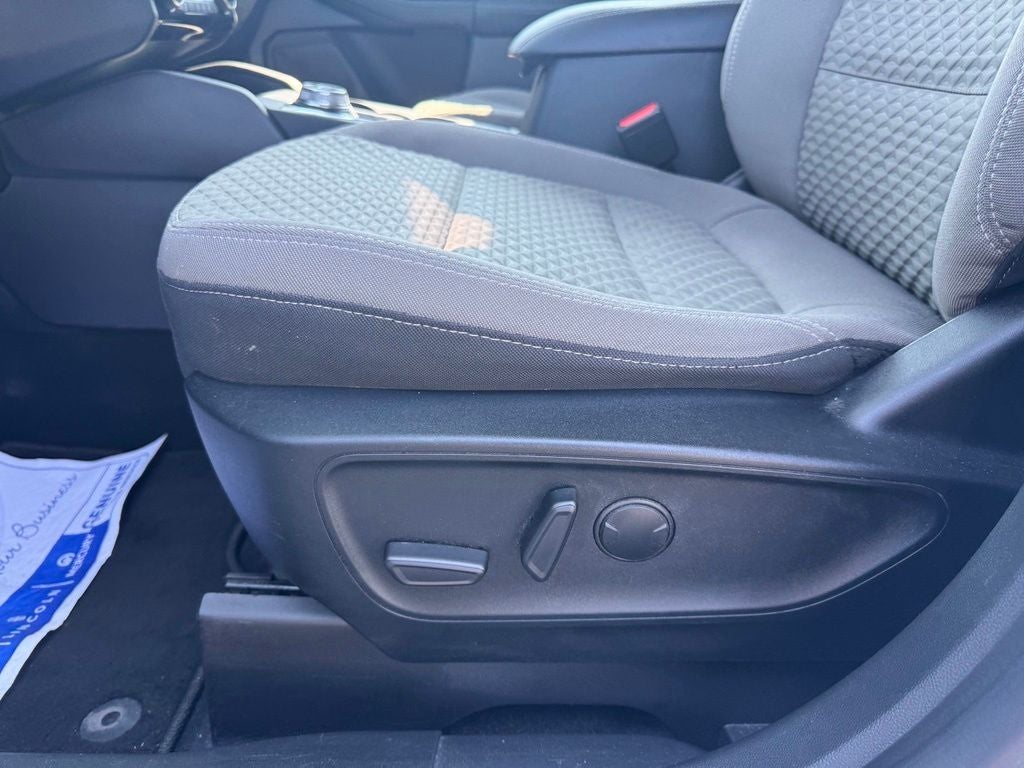 2022 Ford Escape Hybrid SE