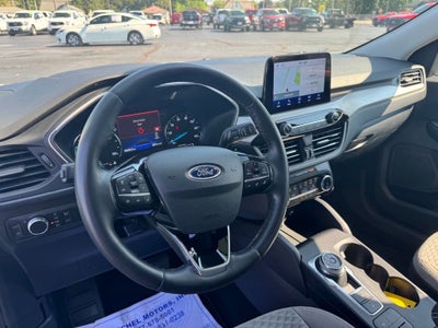 2022 Ford Escape Hybrid SE