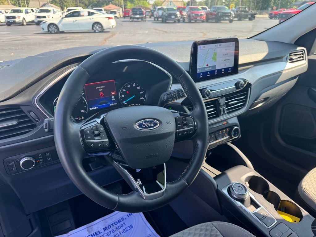 2022 Ford Escape Hybrid SE