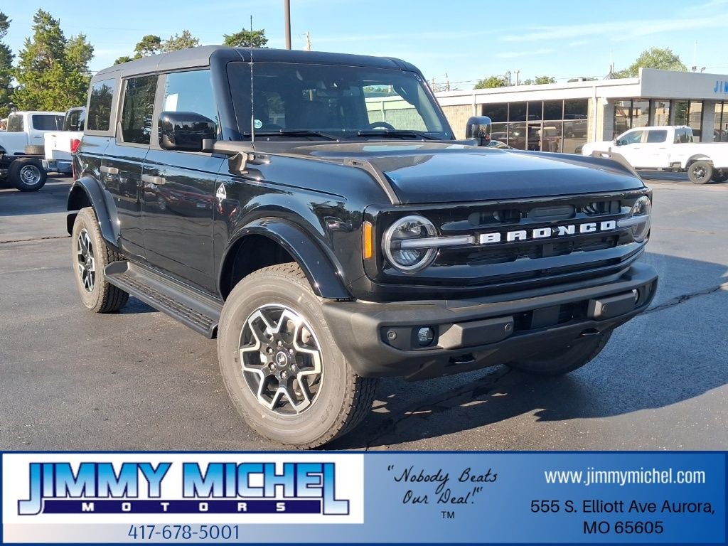 2026 Ford Bronco Outer Banks