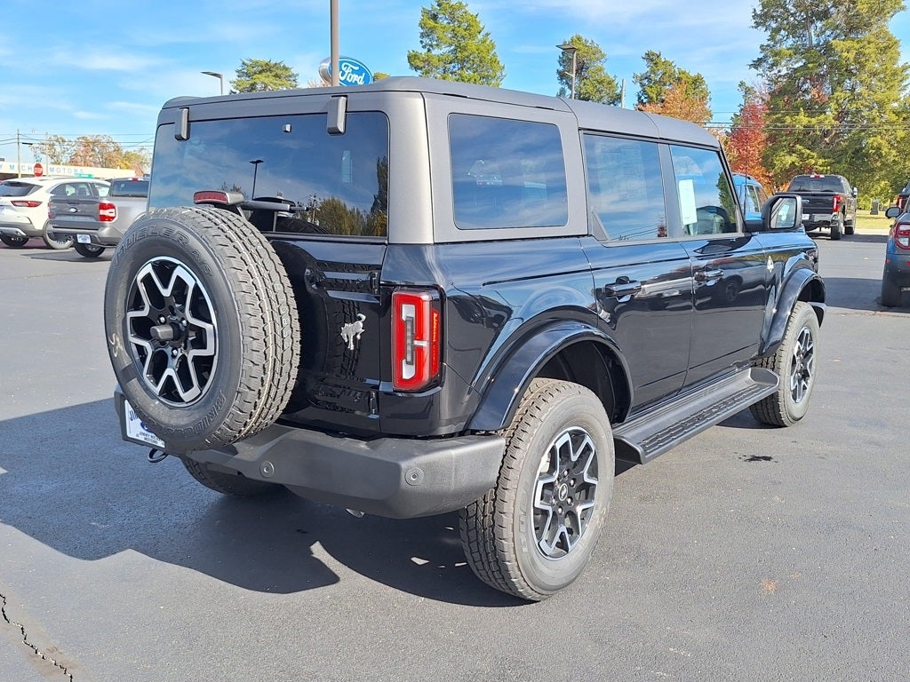 2025 Ford Bronco Outer Banks®