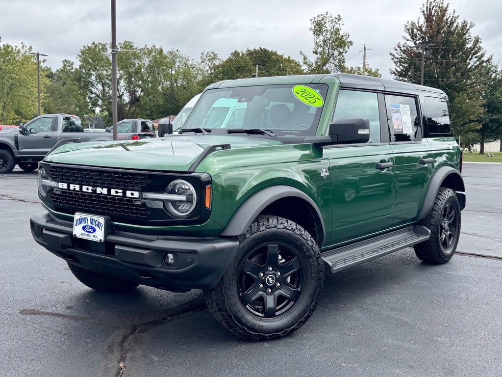 2025 Ford Bronco Outer Banks