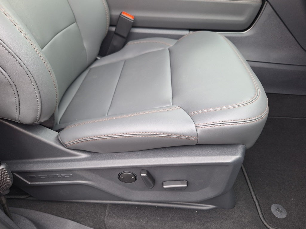 2025 Ford Expedition Active MAX