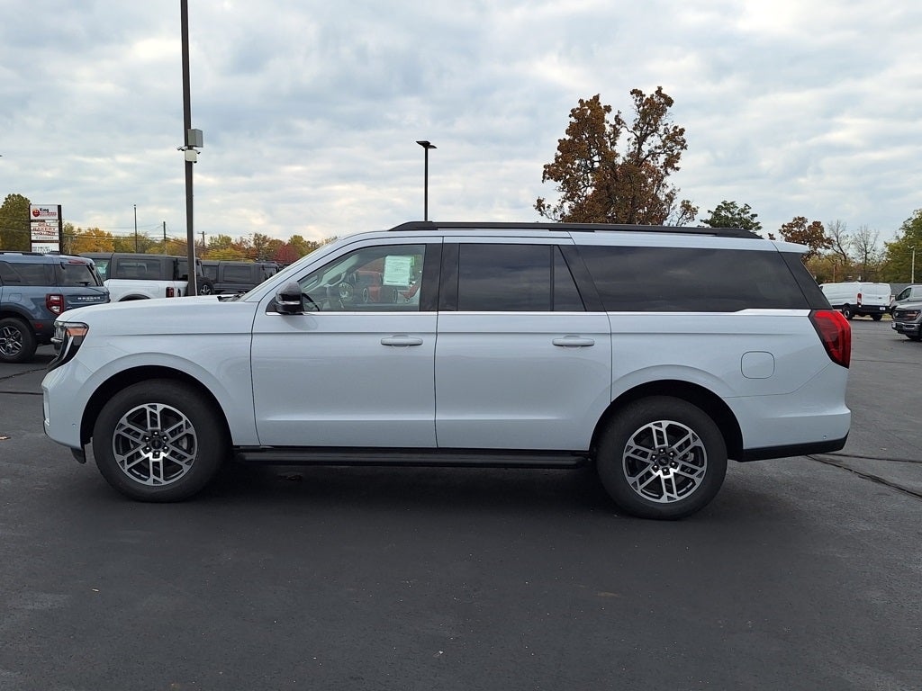 2025 Ford Expedition Active MAX