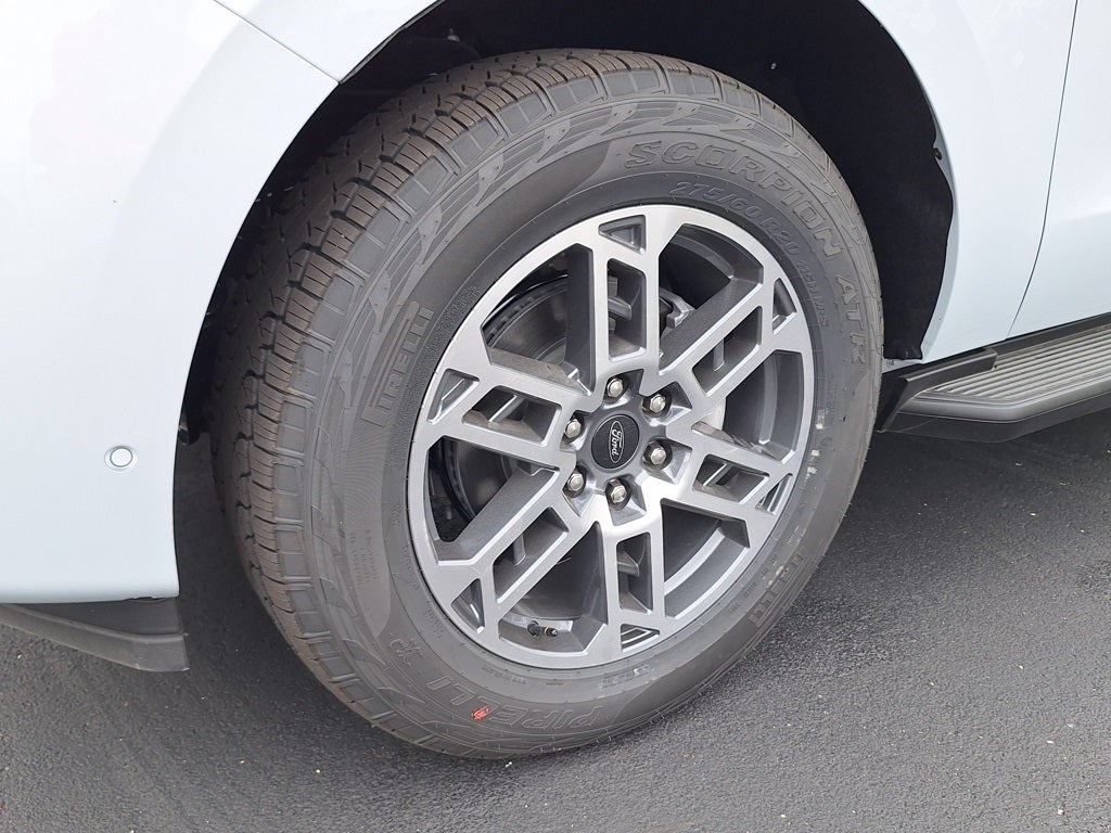 2025 Ford Expedition Active MAX