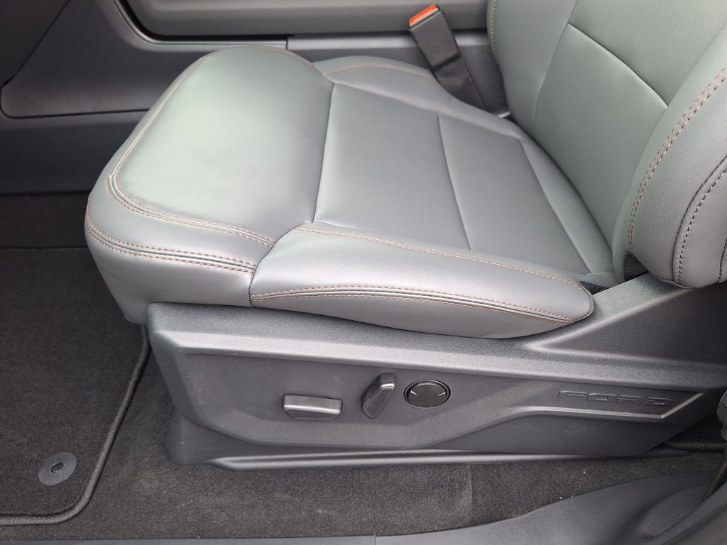 2025 Ford Expedition Active MAX